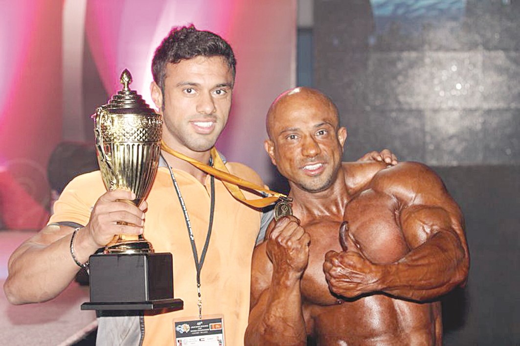 u00abu0627u0644u062du0648u0627u064au00bb u0645u0639 u0639u0628u062fu0627u0644u0644u0647 u0627u0644u0639u062au064au0628u064a u0645u062fu064au0631 u0645u0646u062au062eu0628 u0643u0645u0627u0644 u0627u0644u0627u062cu0633u0627u0645