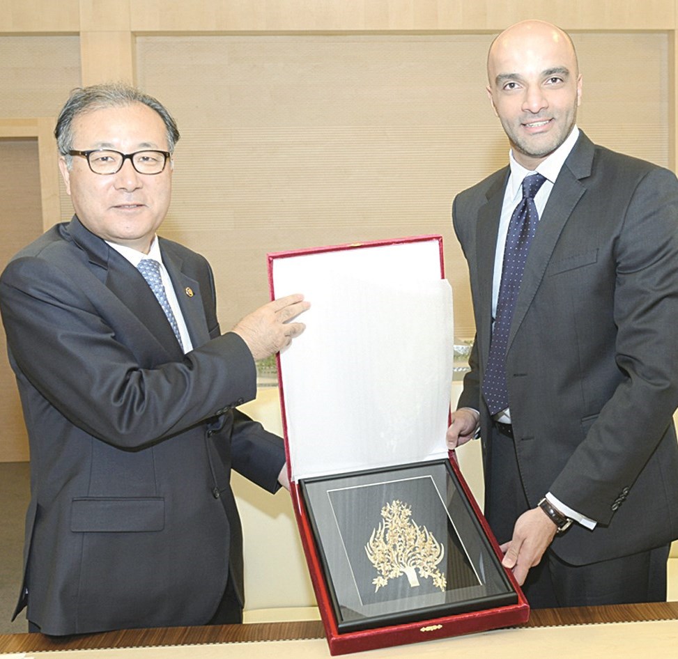 u0627u0644u062cu0627u0646u0628u0627u0646 u0627u0644u0643u0648u064au062au064a u0648u0627u0644u0643u0648u0631u064a u0639u0642u0628 u0627u0644u062au0648u0642u064au0639