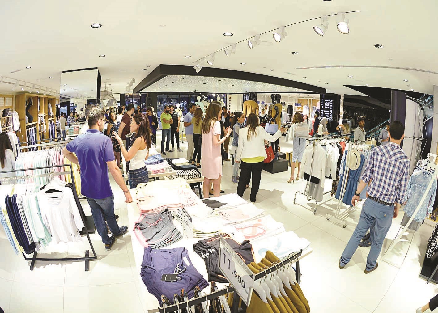 من أجواء الافتتاح