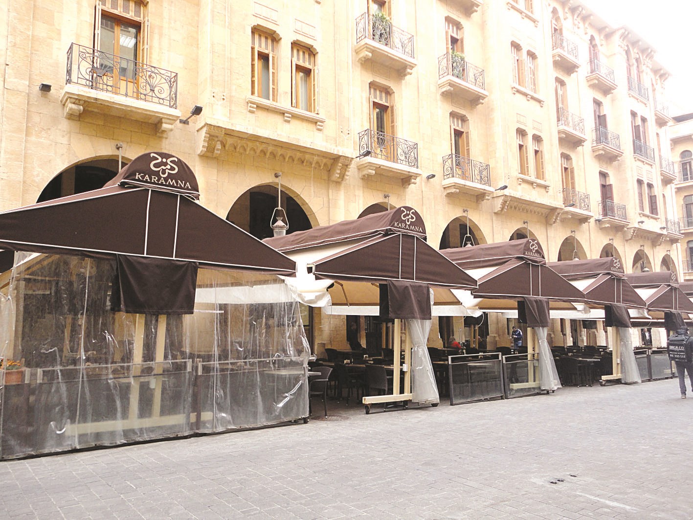 مطاعم خاوية