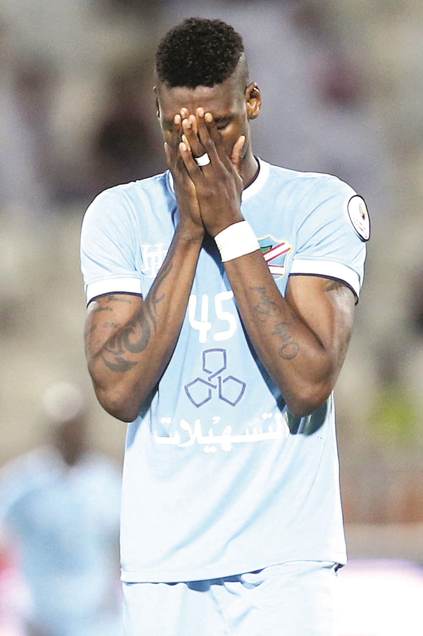 العاجي جمعة سعيد محبطاً