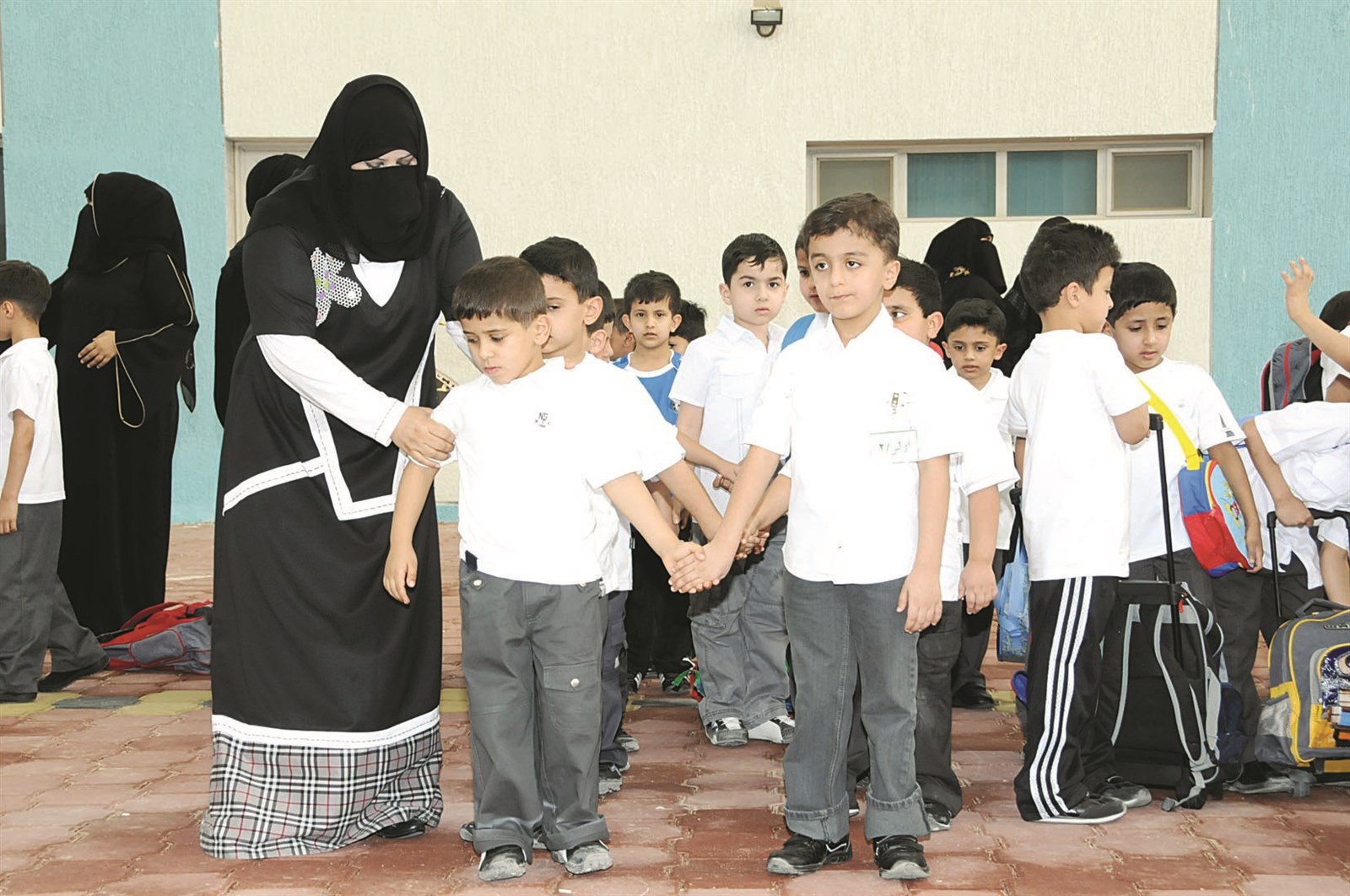 15 u0623u0644u0641 u0645u0639u0644u0645u0629 u0643u0648u064au062au064au0629 u0641u064a u0627u0644u0645u0631u062du0644u0629 u0627u0644u0627u0628u062au062fu0627u0626u064au0629 u0648u062du062fu0647u0627