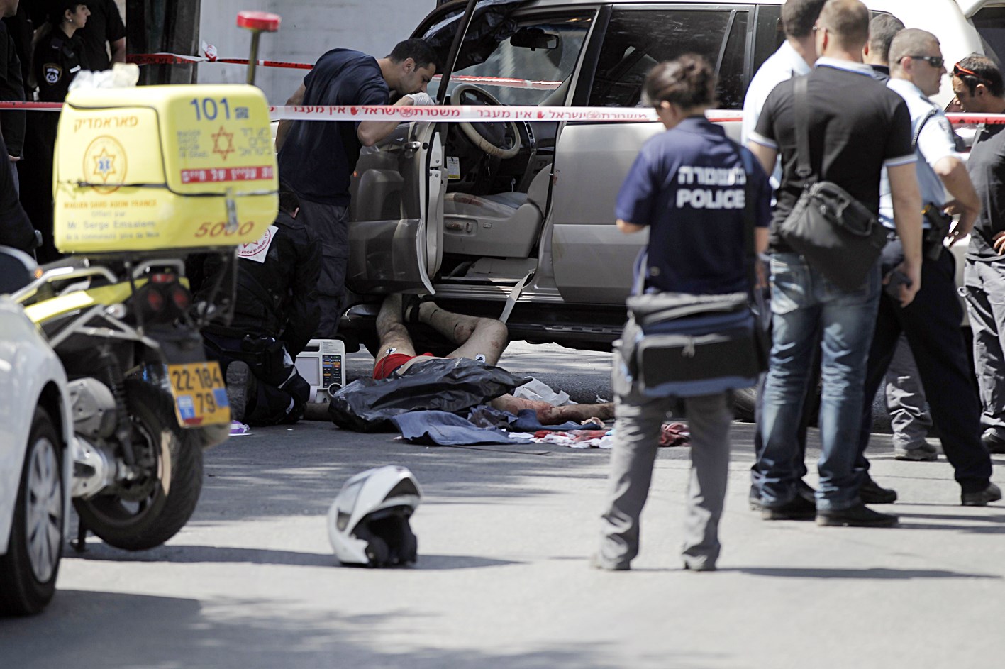 u0639u0646u0627u0635u0631 u0645u0646 u0627u0644u0623u0645u0646 u0627u0644u0625u0633u0631u0627u0626u064au0644u064a u0642u0631u0628 u062cu062bu0629 u0627u0644u0641u0644u0633u0637u064au0646u064a u0641u064a u0627u0644u0642u062fu0633 ( u0627 u0641 u0628)