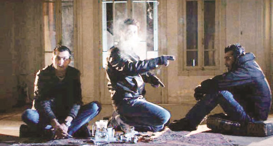 ... ومشهد من فيلم «أرق»