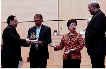 u0627u0644u0637u0628u064au0628 u0627u0644u0641u0627u0626u0632 u064au062au0633u0644u0645 u0627u0644u062cu0627u0626u0632u0629