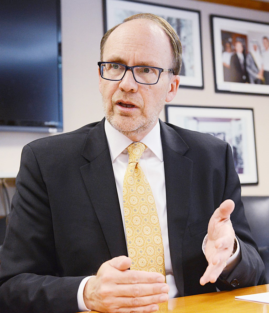 u062fu0648u063au0644u0627u0633 u0633u064au0644u064au0645u0627u0646