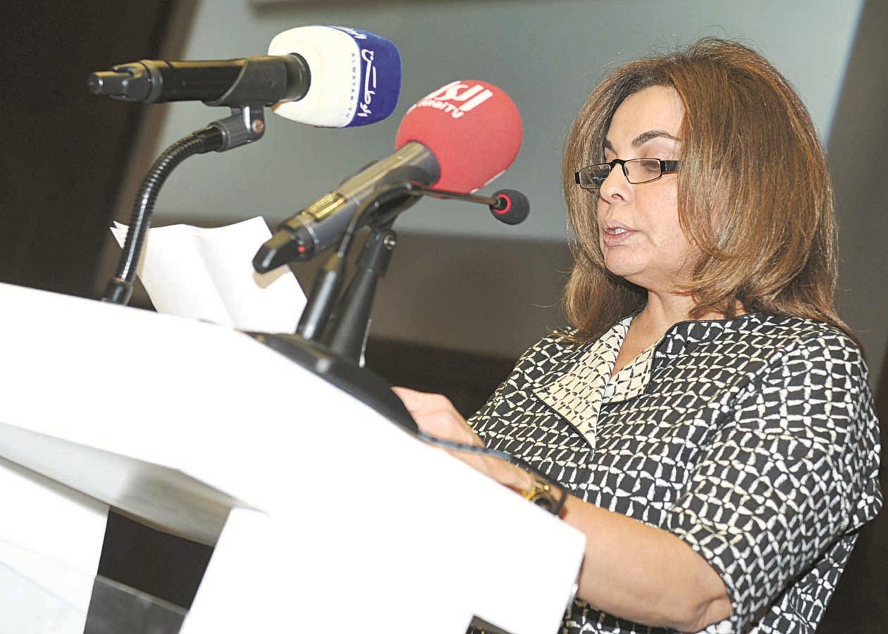 منى الكالوتي متحدثة في الحفل