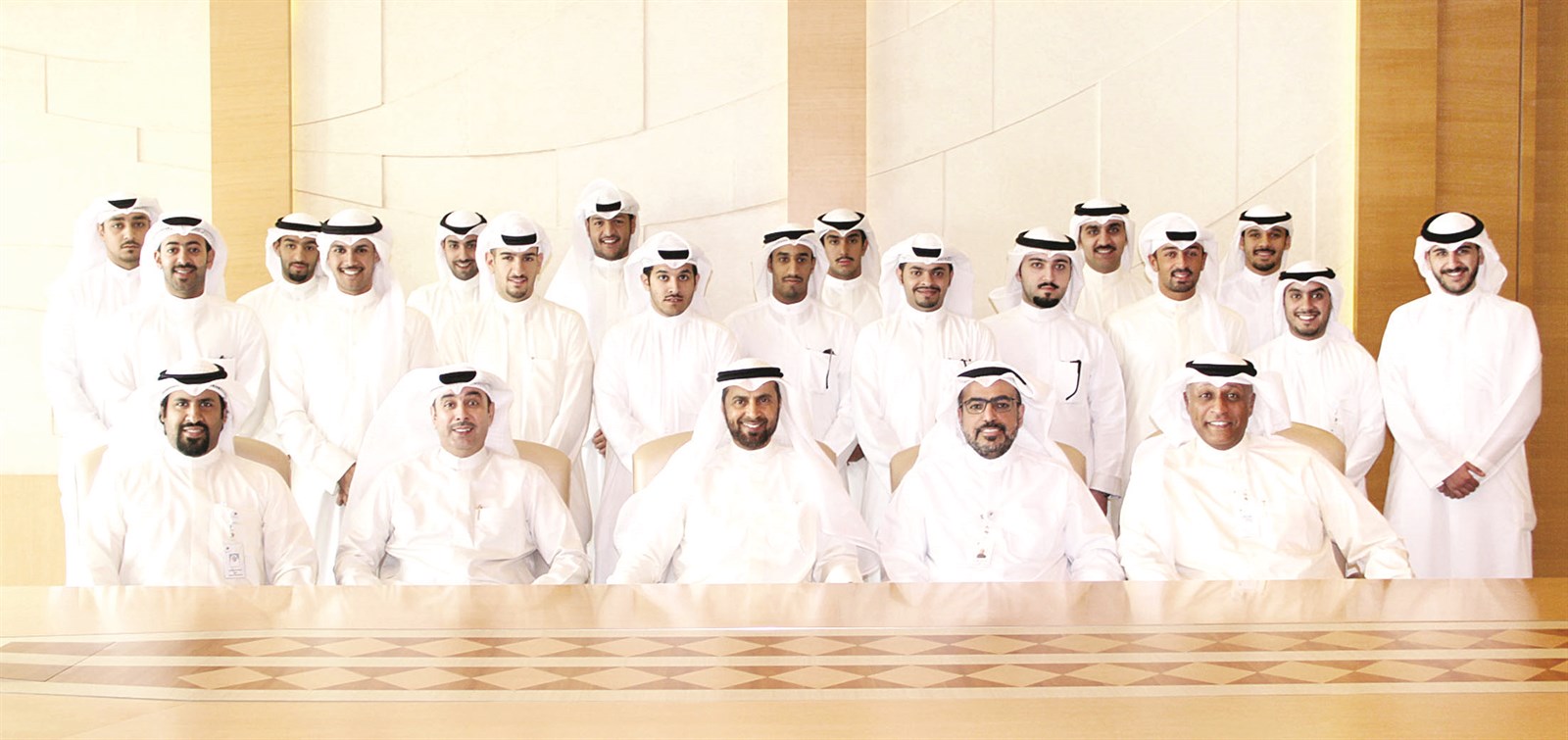 u0642u064au0627u062fu0627u062a u0627u0644u0628u0646u0643 u0645u0639 u0627u0644u062eu0631u0651u064au062cu064au0646 u0627u0644u062cu062fu062f