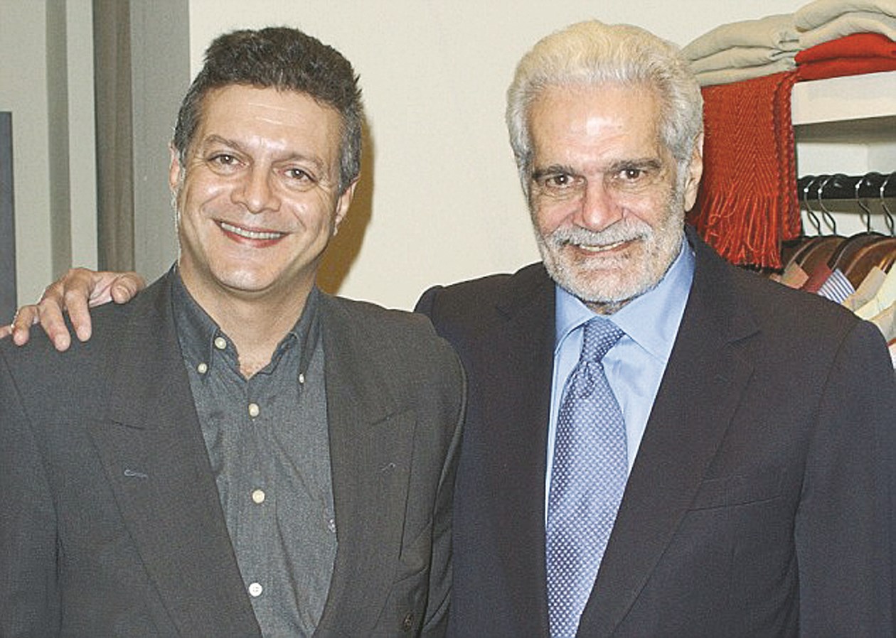 u0639u0645u0631 u0627u0644u0634u0631u064au0641 u0641u064a u0635u0648u0631u0629 u0645u0639 u0646u062cu0644u0647 u0637u0627u0631u0642