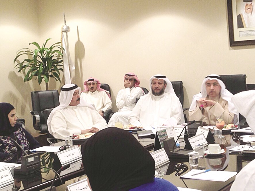 u0628u0648u0634u0647u0631u064a u0645u062au0631u0626u0633u0627u064b u0627u062cu062au0645u0627u0639 u0627u0644u0644u062cu0646u0629