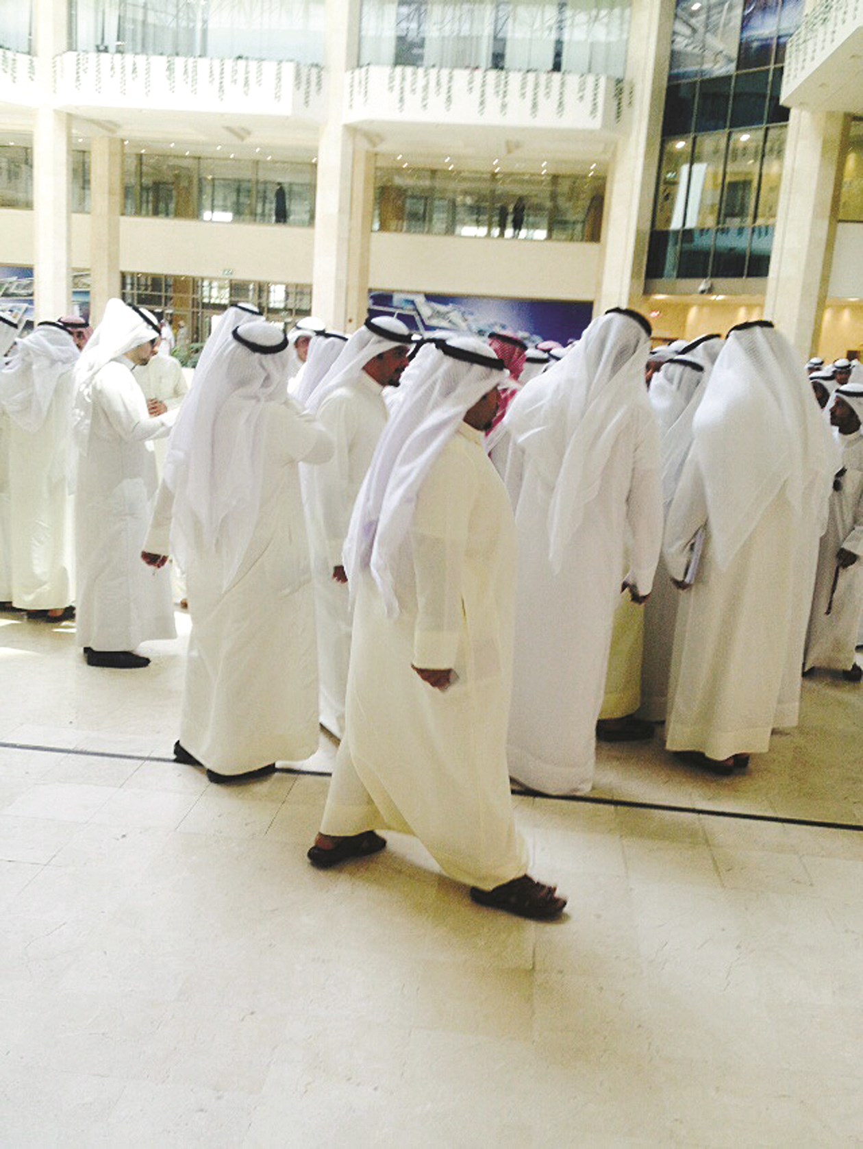 u0627u0644u0645u0648u0638u0641u0648u0646 u0627u0644u0645u0639u062au0635u0645u0648u0646 u0641u064a u0627u0644u0648u0632u0627u0631u0629