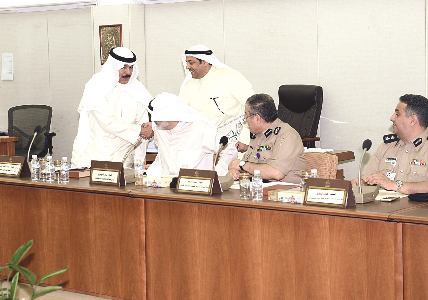 u0627u0644u0635u0627u0646u0639 u0645u0635u0627u0641u062du0627u064b u0627u0644u062eu0627u0644u062f u0641u064a u0627u062cu062au0645u0627u0639 &quot;u0627u0644u062au0634u0631u064au0639u064au0629&quot; u0623u0645u0633