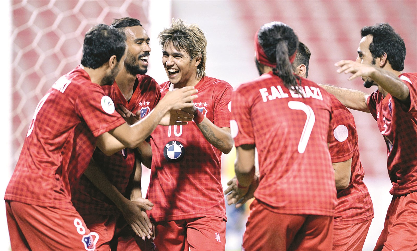 u0641u0631u062du0629 u0644u0627u0639u0628u064a u0627u0644u0643u0648u064au062a u0628u0627u0644u062au0623u0647u0644 (u0627u0644u0623u0632u0631u0642 u062fu0648u062a u0643u0648u0645 )