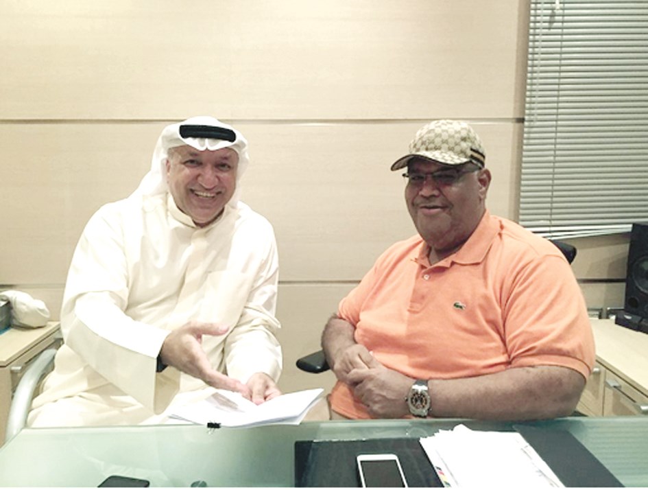 «بوشعيل» برفقة سالم الهندي