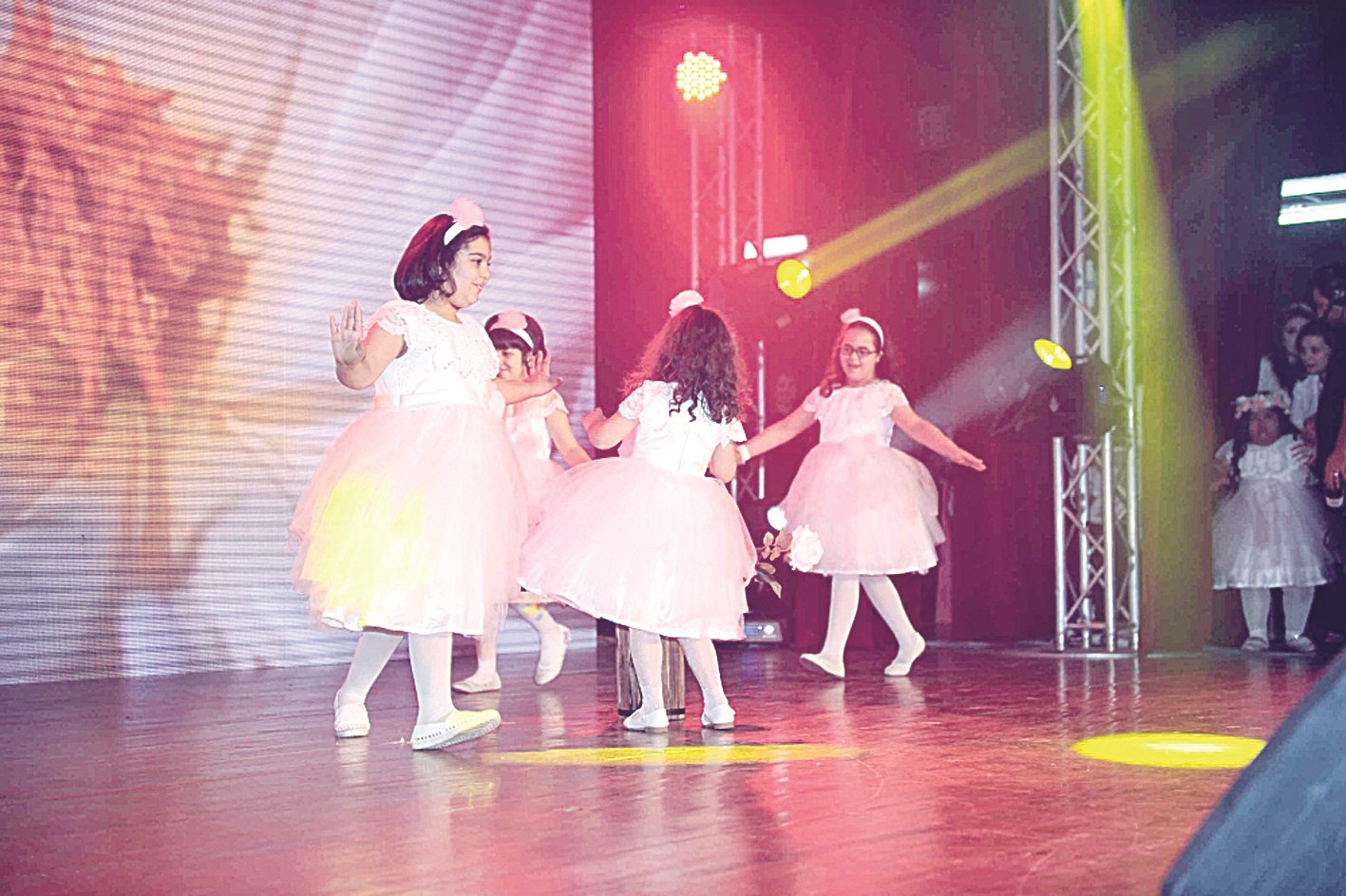 أحد العروض  (تصوير نور هنداوي)