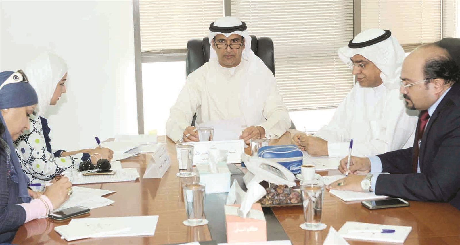 u0627u0644u0635u0627u064au063a u0645u062au0631u0626u0633u0627u064b u0627u0644u0627u062cu062au0645u0627u0639 (u062au0635u0648u064au0631 u0637u0627u0631u0642 u0639u0632u0627u0644u062fu064au0646)