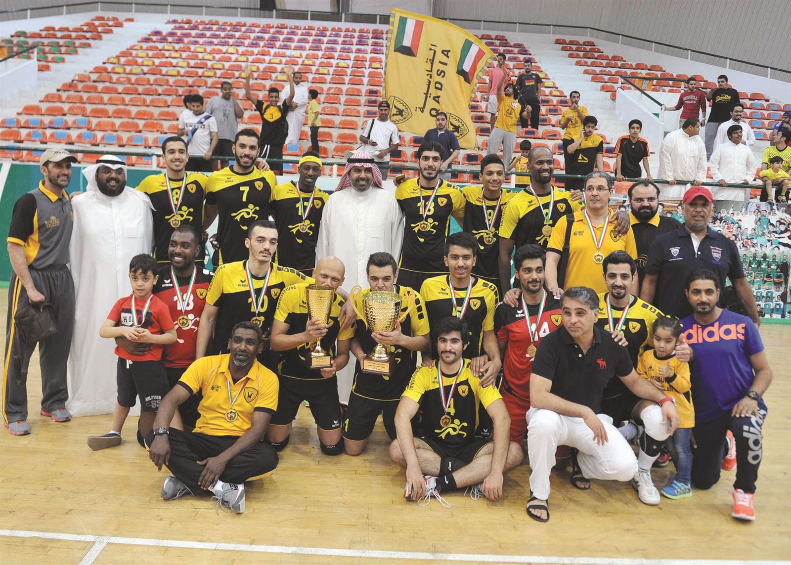 u062eu0627u0644u062f u0627u0644u0641u0647u062f u0645u062au0648u0633u0637u0627u064b u0644u0627u0639u0628u064a u0627u0644u0642u0627u062fu0633u064au0629 u0627u0644u0645u062au0648u062cu064au0646 u0628u0643u0623u0633 u0627u0644u0633u0648u0628u0631 (u062au0635u0648u064au0631 u0633u0639u062f u0647u0646u062fu0627u0648u064a)