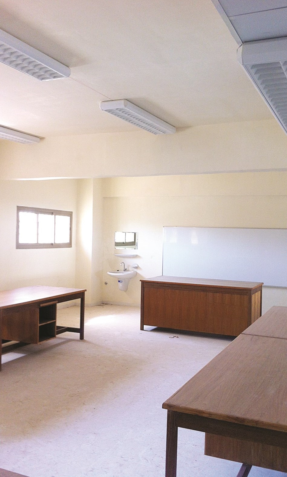 مختبرات علوم حديثة