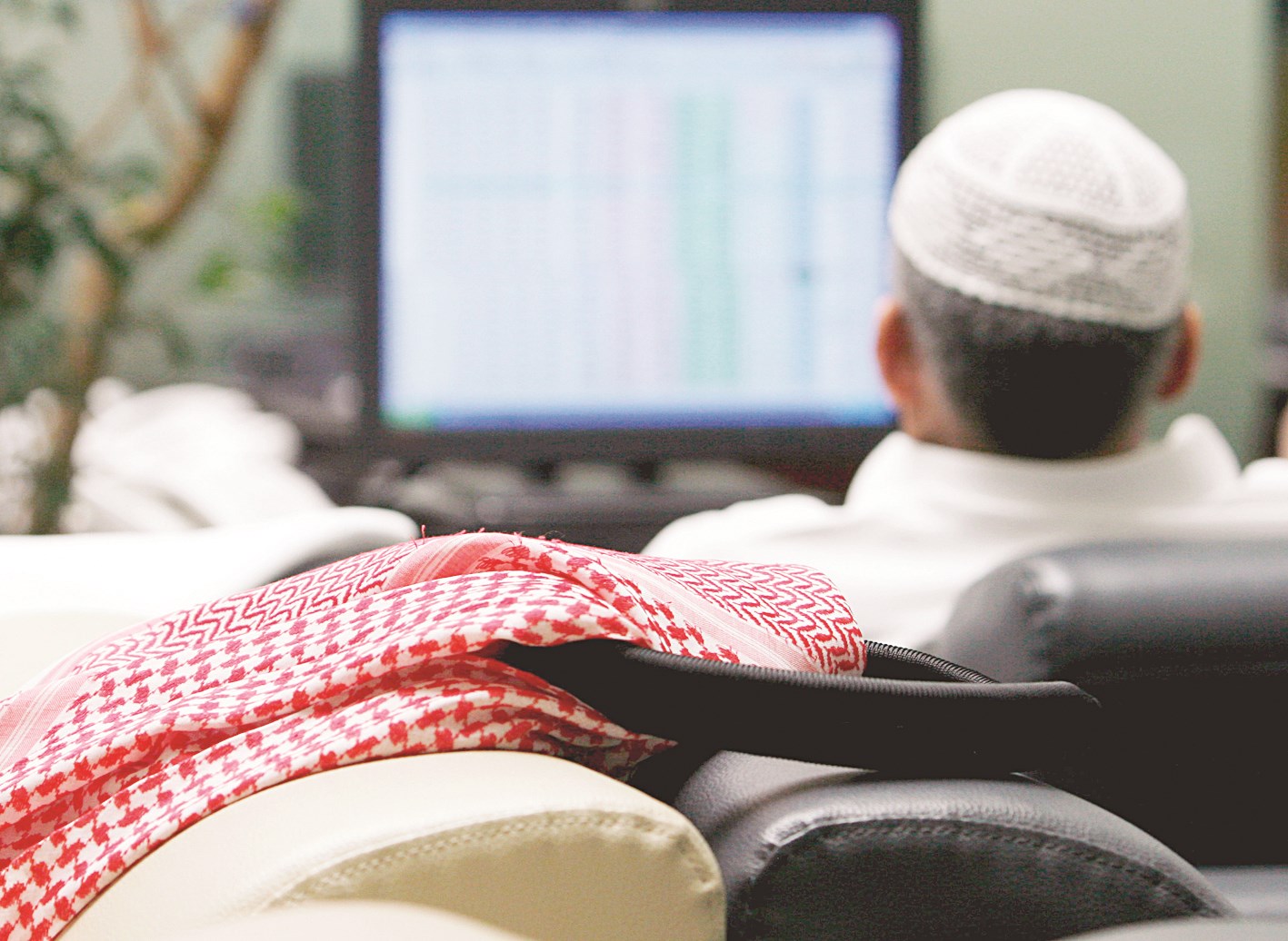 u0627u0644u0627u0646u0638u0627u0631 u0643u0644u0647u0627 u0645u0634u062fu0648u062fu0629 u0625u0644u0649 u0627u0644u0633u0648u0642 u0627u0644u0633u0639u0648u062fu064au0629 (u0623u0631u0634u064au0641 - u0623 u0628)