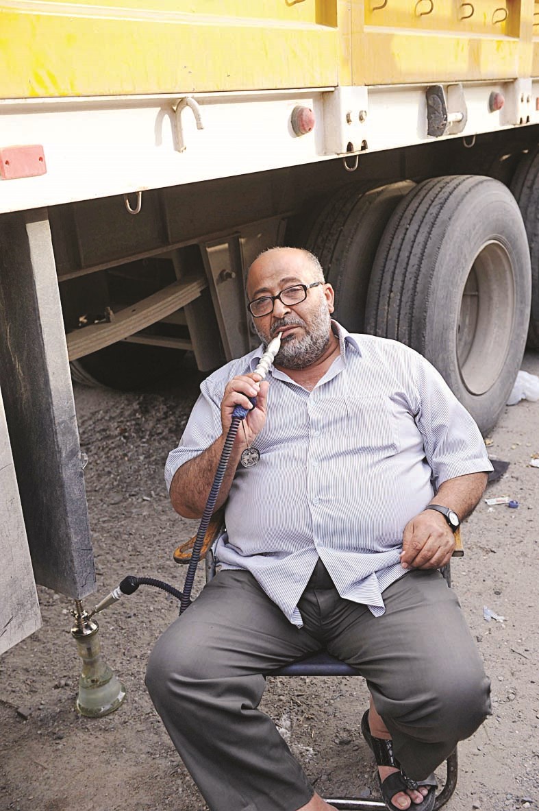 أحمد الناظر و«نفس» نارجيلة