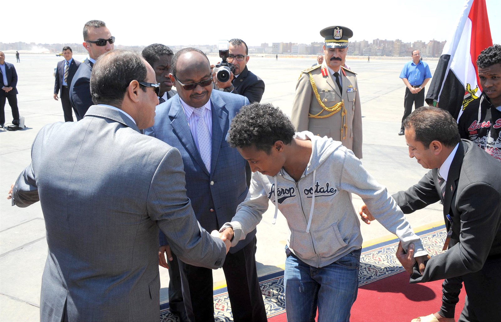 u0627u0644u0633u064au0633u064a u0645u0633u062au0642u0628u0644u0627u064b u0627u0644u0625u062bu064au0648u0628u064au064au0646 u0627u0644u0645u062du0631u0631u064au0646 u0641u064a u0645u0637u0627u0631 u0627u0644u0642u0627u0647u0631u0629 u0623u0645u0633