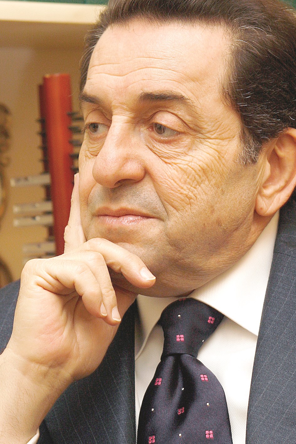 u0628u0637u0631u0633 u062du0631u0628