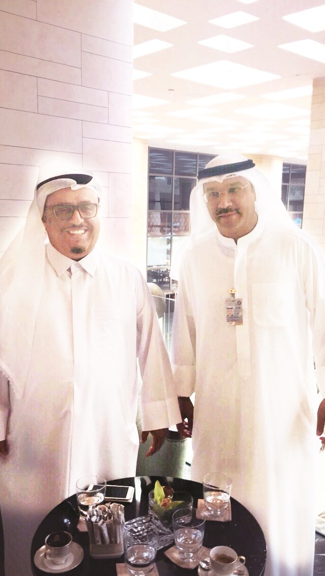 ضاحي خلفان ومشرف المؤتمر العميد محمد الشرهان