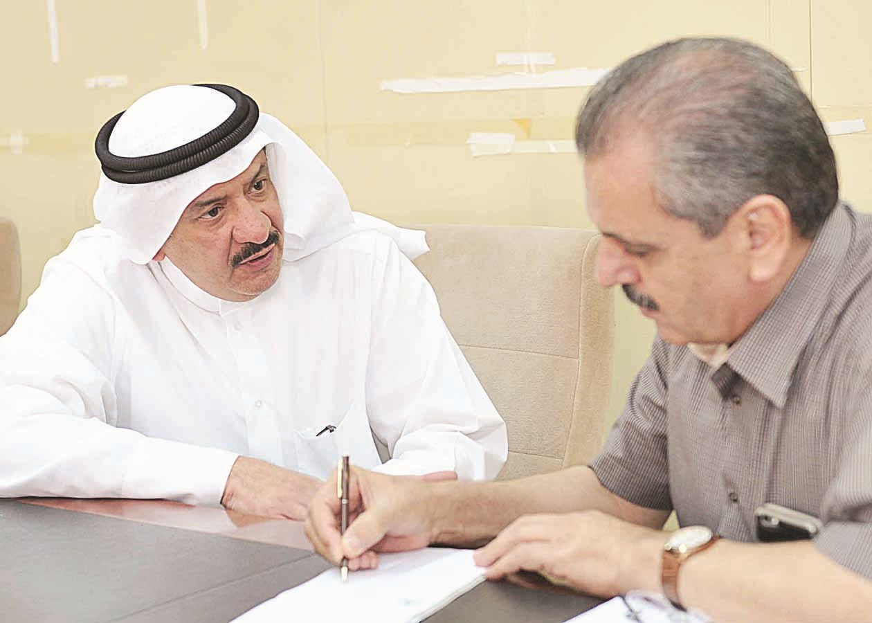 u0627u0644u062du0645u064au0636u064a u0645u062au062du062fu0651u062bu0627u064b u0644u0644u0632u0645u064au0644 u0645u062du0645u062f u0627u0644u062cu0627u0645u0648u0633  (u062au0635u0648u064au0631 u0633u0639u062f u0647u0646u062fu0627u0648u064a)