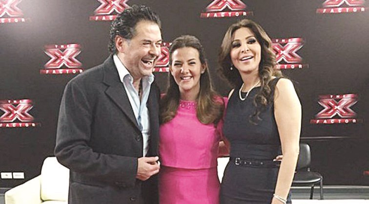 u0639u0644u0627u0645u0629 u0645u0639 u0625u0644u064au0633u0627 u0648u062fu0646u064au0627 u0633u0645u064au0631 u063au0627u0646u0645 u0641u064a u0628u0631u0646u0627u0645u062c u00abu0627u0643u0633 u0641u0627u0643u062au0648u0631u00bb