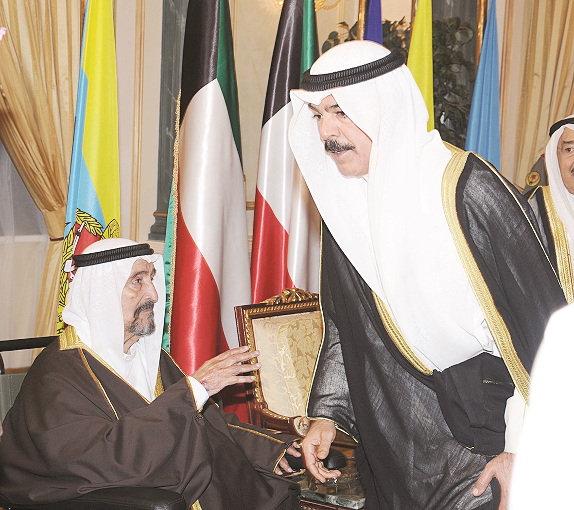 سمو الشيخ سالم العلي يتلقى التهاني من محمد الخالد