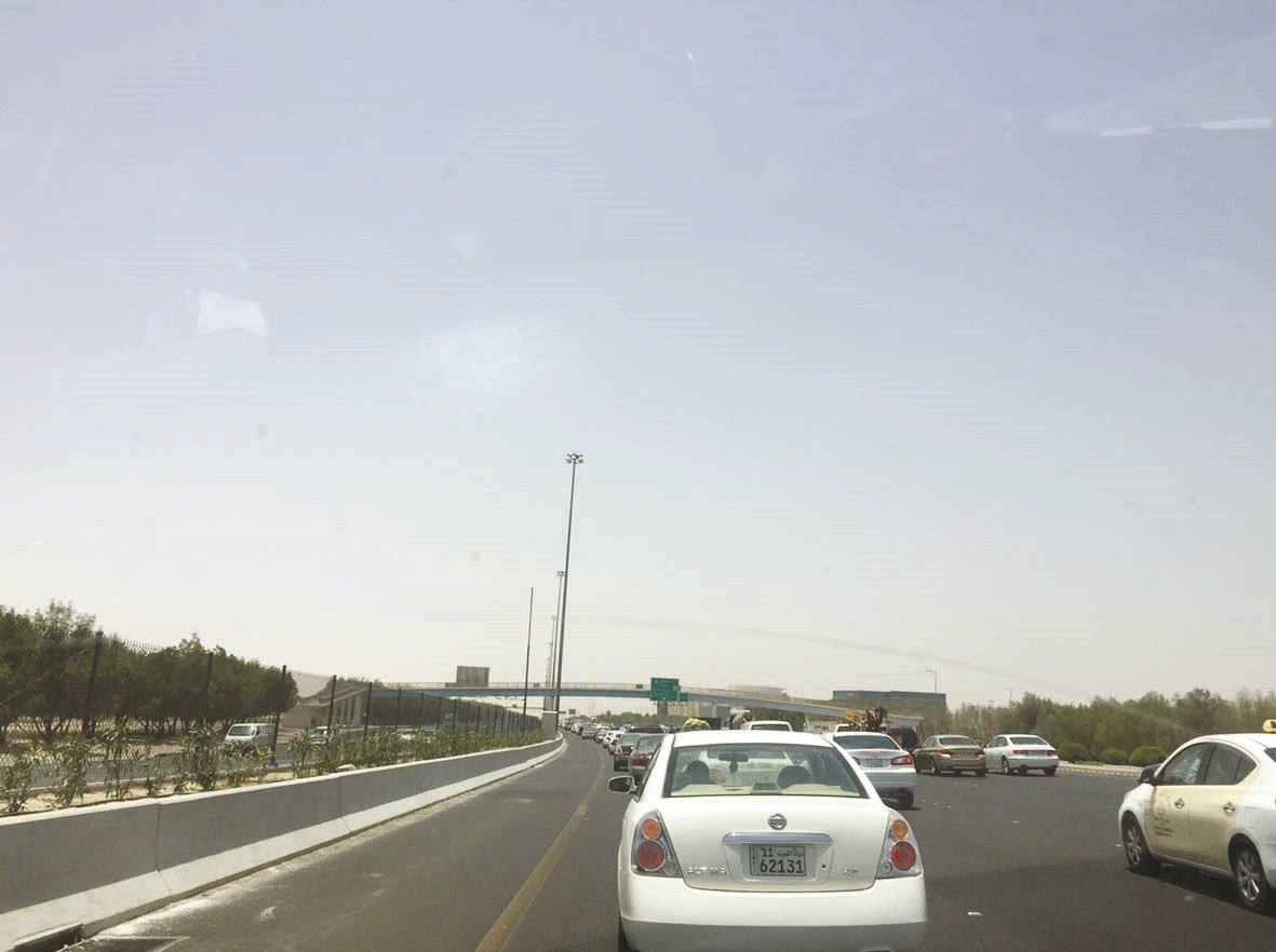 u062du0627u0631u0629 u0627u0644u0623u0645u0627u0646 u0644u0645 u062au063au0631 u0627u0644u0633u0627u0626u0642u064au0646 u0628u0627u0644u0633u064au0631 u0639u0644u064au0647u0627 ... u062du0641u0627u0638u0627 u0639u0644u0649 u0633u064au0627u0631u0627u062au0647u0645