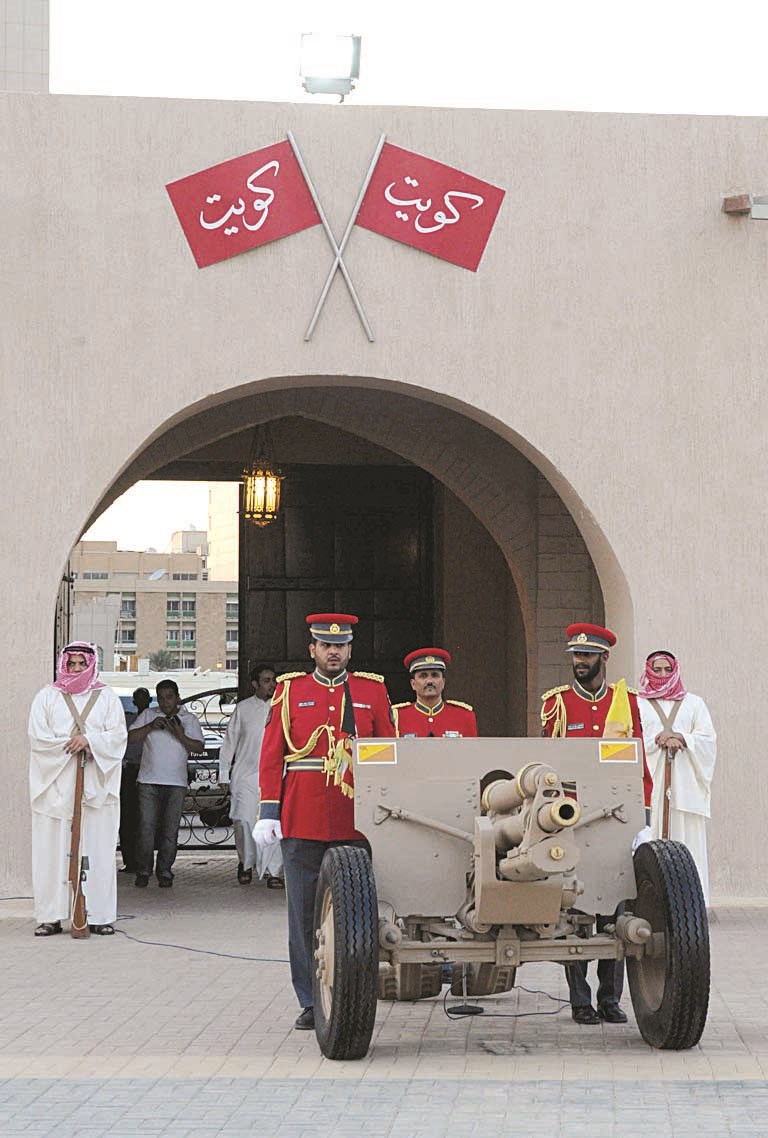 استعداد لإطلاق قذيفة المدفع الصوتية