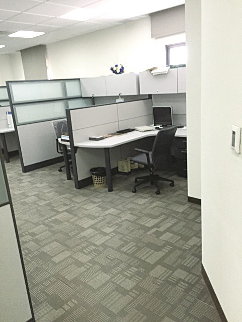 u0645u0643u0627u062au0628 u062eu0627u0648u064au0629 u0645u0646 u0627u0644u0645u0648u0638u0641u064au0646