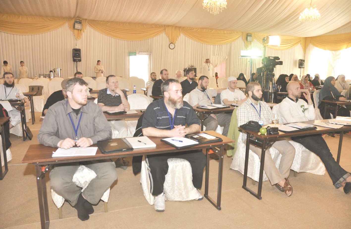 تعليم اللغة العربية للمهتدين