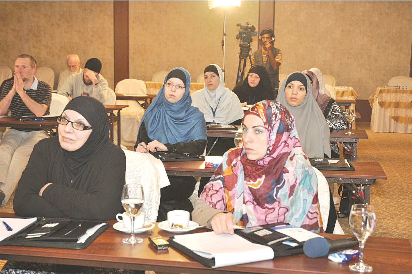 دورات تدريبية للمهتديات والمهتدين