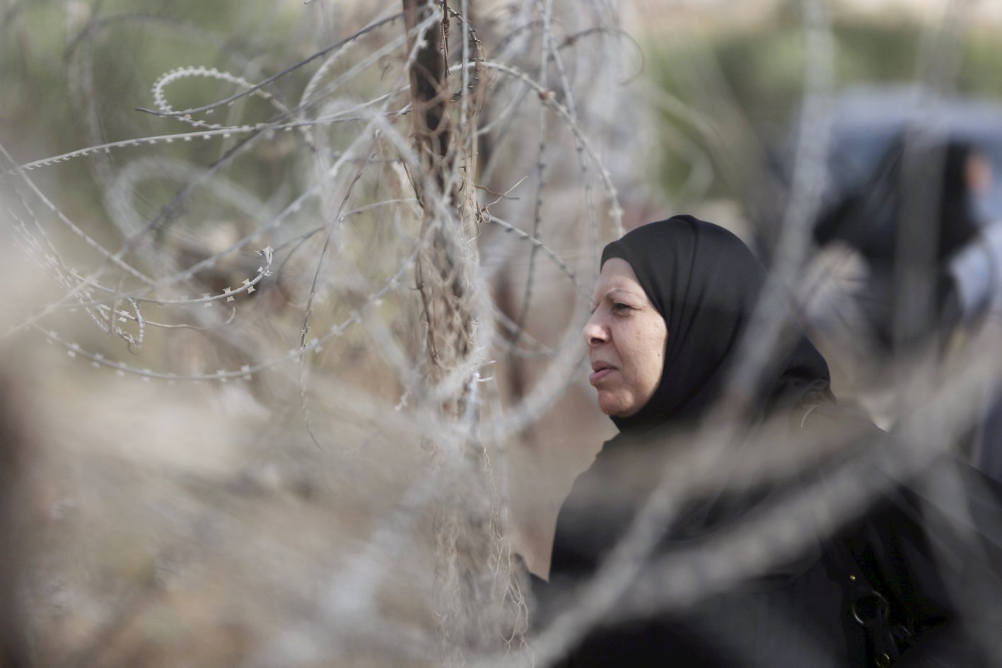 u0641u0644u0633u0637u064au0646u064au0629 u062au0646u062au0638u0631 u0623u0645u0633 u0641u064a u0631u0641u062d u0627u0644u0633u0645u0627u062d u0644u0647u0627 u0628u0627u0644u0639u0628u0648u0631 u0625u0644u0649 u0645u0635u0631 (u0631u0648u064au062au0631u0632)