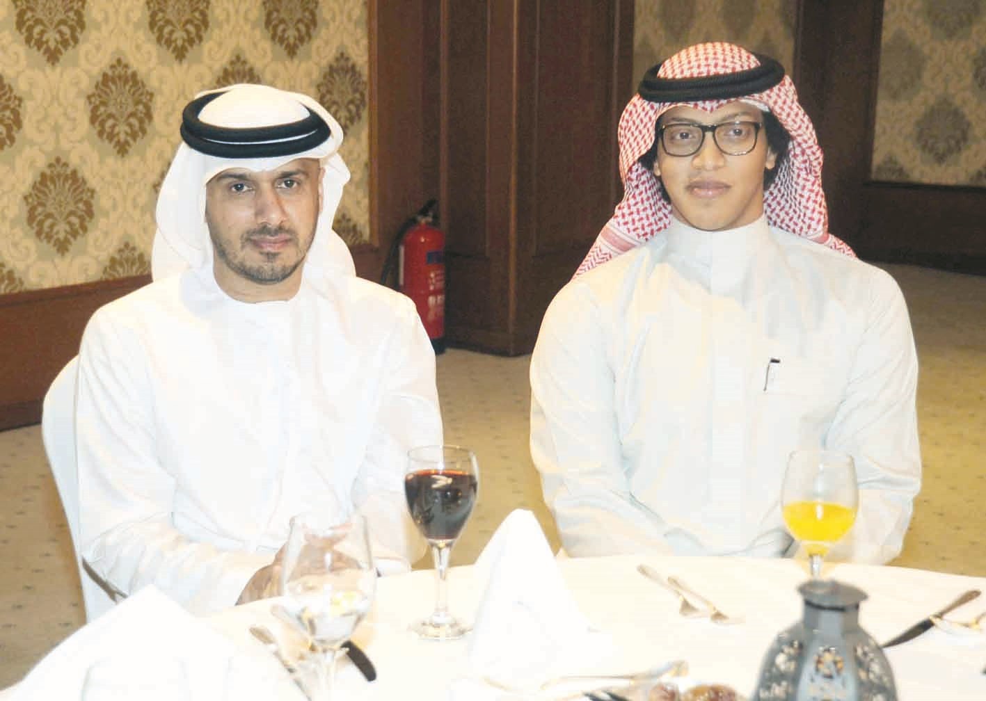 u0633u0644u0637u0627u0646 u0627u0644u0645u0646u0635u0648u0631u064a u0648u0635u0641u0648u0627u0646 u0645u062eu0636u0631u064a (u062au0635u0648u064au0631 u0637u0627u0631u0642 u0639u0632u0627u0644u062fu064au0646)