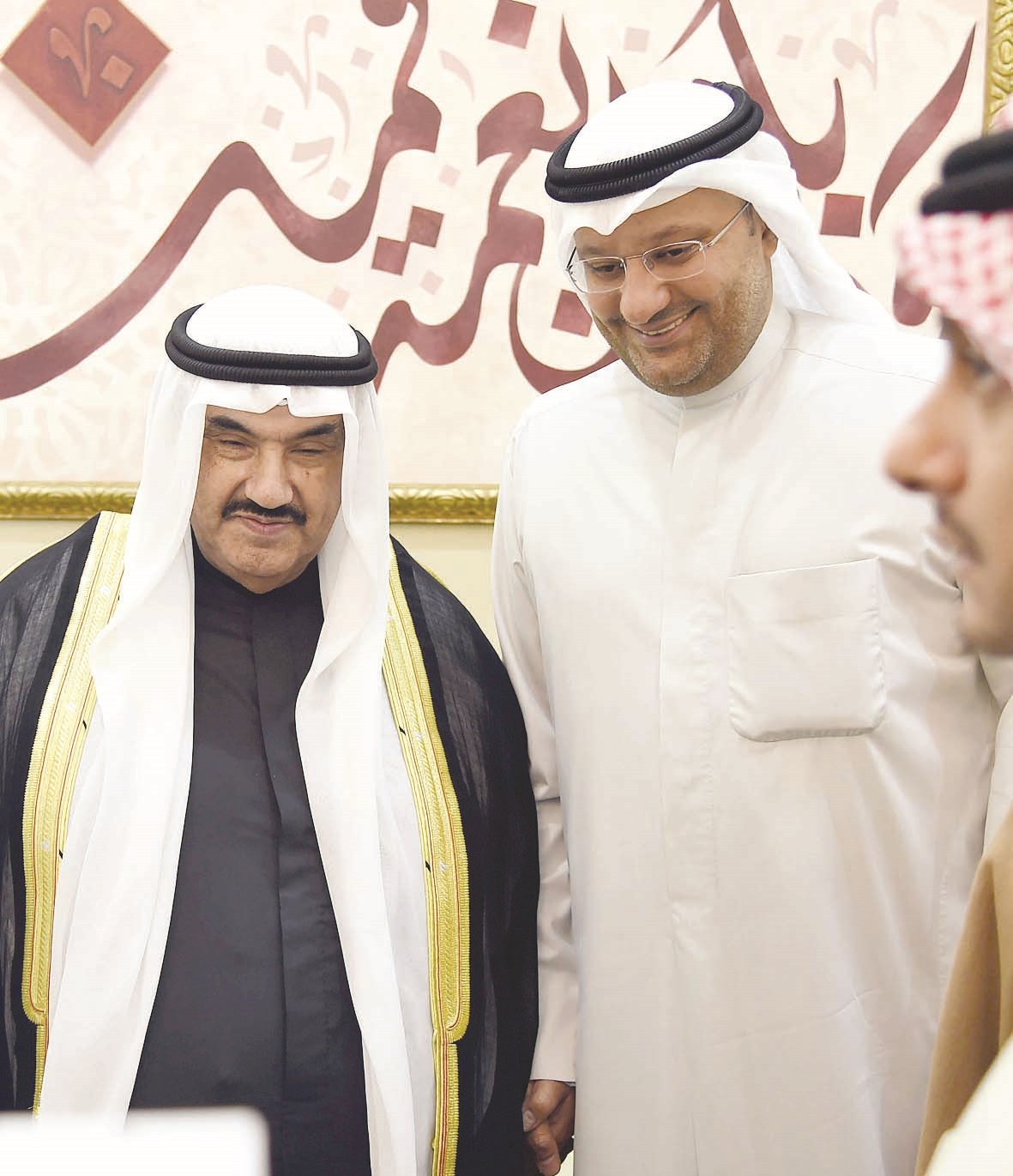 علي العبيدي مهنئا