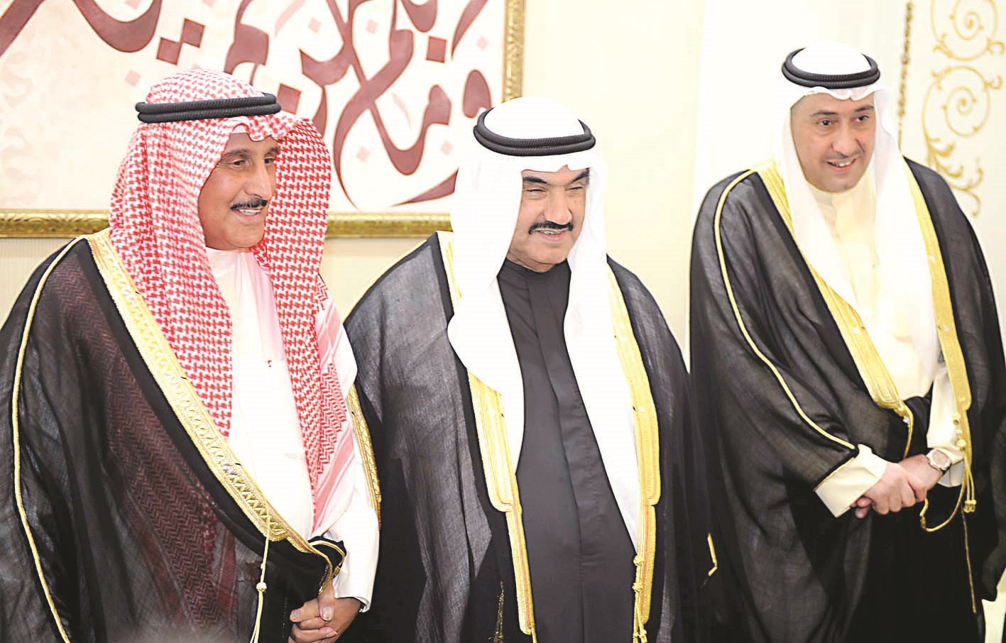 ... ويتوسط إبراهيم الدعيج وفيصل الحمود