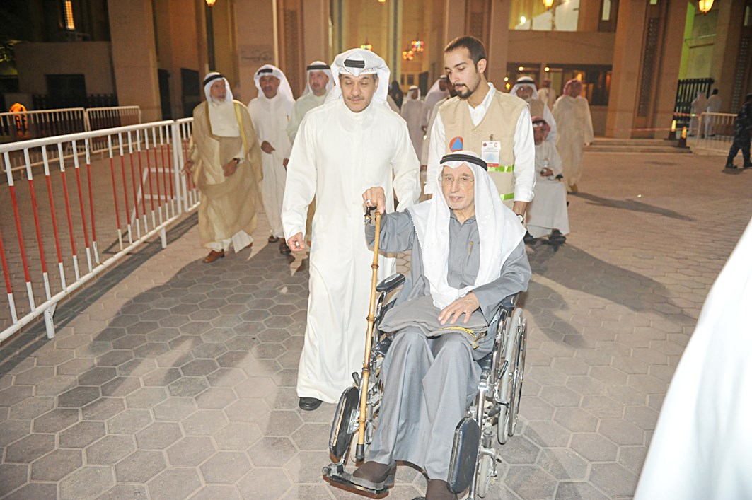 كل فئات المجتمع شاركت في العزاء