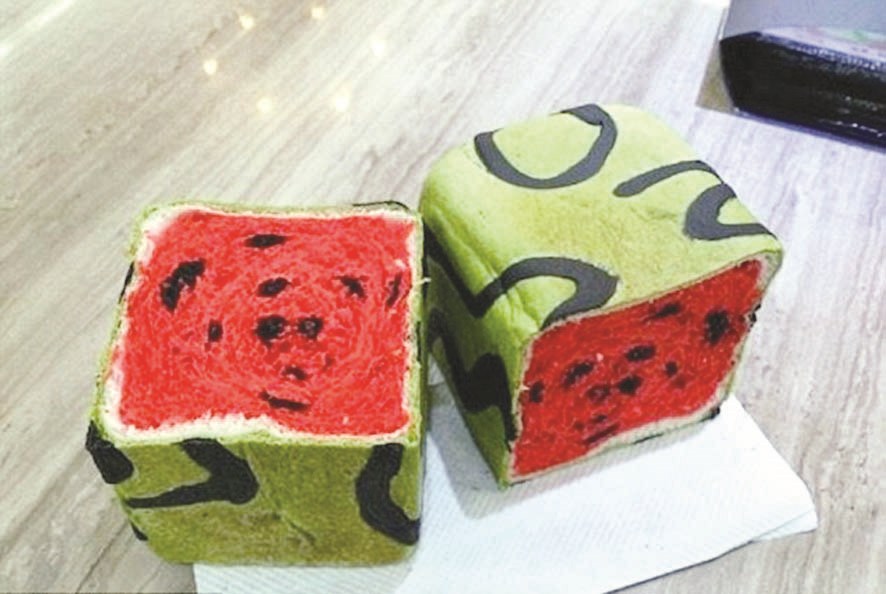 u0642u0637u0639u062au0627u0646 u0645u0646 u00abu062au0648u0633u062a u0627u0644u0628u0637u064au062eu00bb