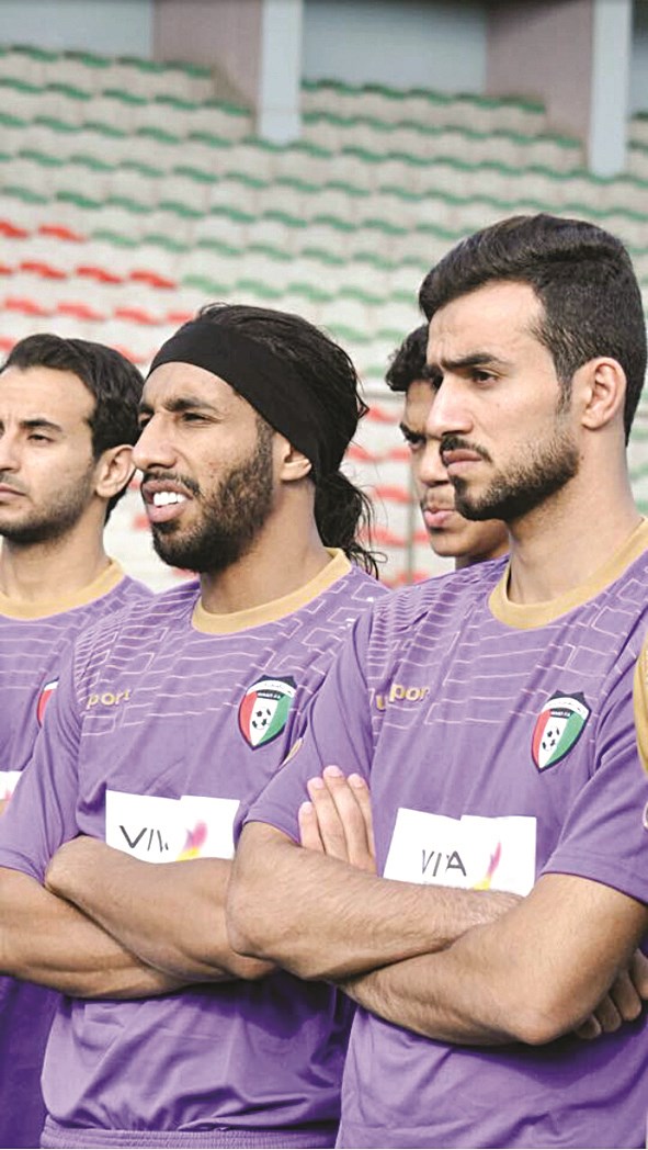 u0641u064au0635u0644 u0627u0644u0639u0646u0632u064a u0648u0641u0647u062f u0627u0644u0639u0646u0632u064a u0648u0639u0628u062fu0627u0644u0644u0647 u0627u0644u0628u0631u064au0643u064a u062eu0644u0627u0644 u062au062fu0631u064au0628u0627u062a u00abu0627u0644u0623u0632u0631u0642u00bb u0641u064a u0645u0639u0633u0643u0631 u062au0631u0643u064au0627