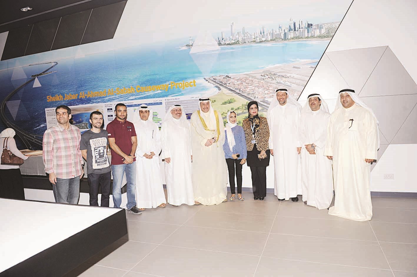 المشاركون في الجولة