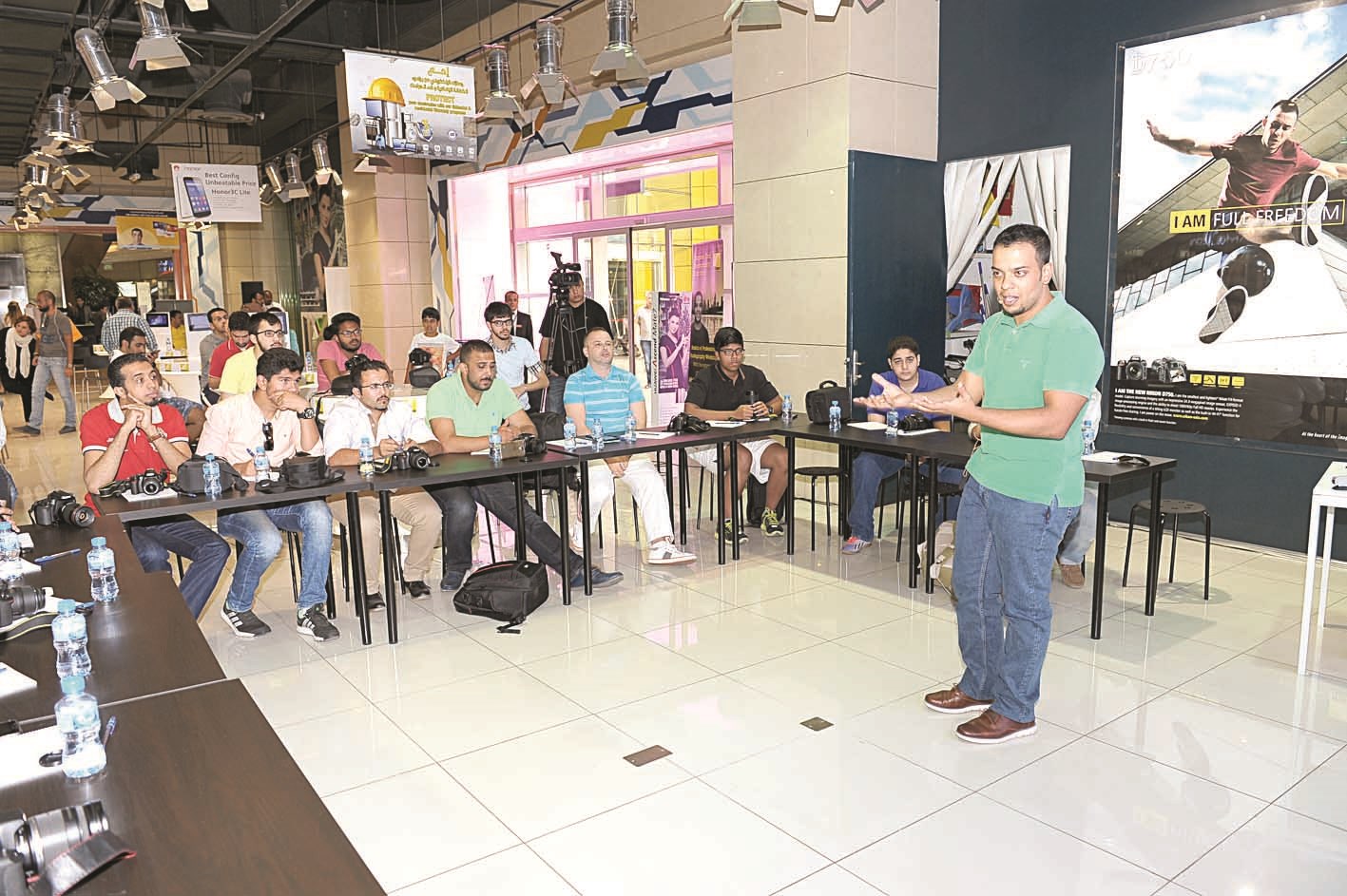 u0627u0644u0633u0644u0637u0627u0646 u0645u062du0627u0636u0631u0627u064b u0641u064a u0627u0644u0648u0631u0634u0629