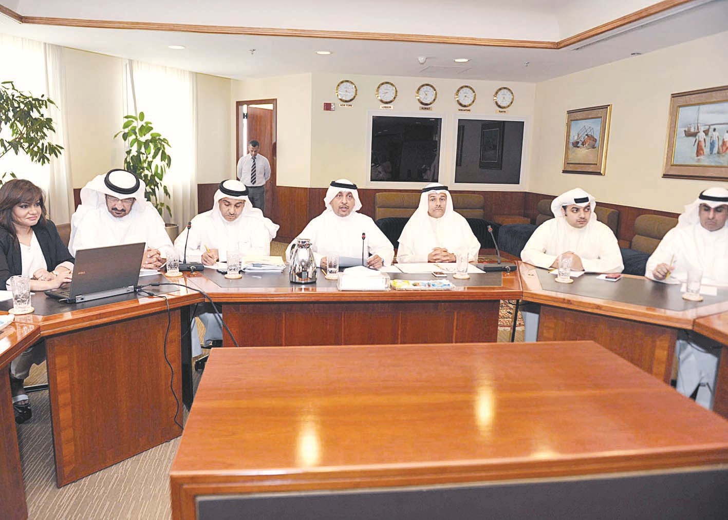 u062cu0627u0646u0628 u0645u0646 u0627u0644u0648u0631u0634u0629 (u062au0635u0648u064au0631 u0633u0639u062f u0647u0646u062fu0627u0648u064a)