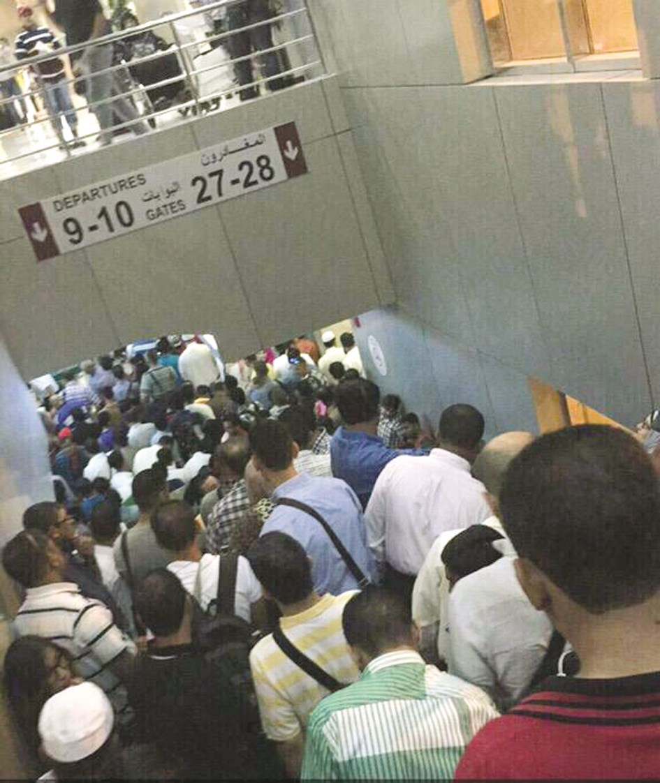 u0645u0626u0627u062a u0627u0644u0645u063au0627u062fu0631u064au0646 u062au063au0635 u0628u0647u0645 u0645u0645u0631u0627u062a u0627u0644u062fu062eu0648u0644 u0625u0644u0649 u0627u0644u0637u0627u0626u0631u0627u062a