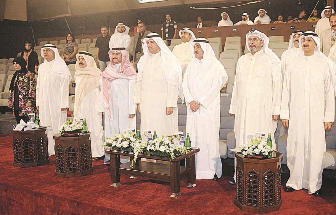 u0648u0632u064au0631 u0627u0644u0627u0639u0644u0627u0645 u0645u062au0648u0633u0637u0627 u0631u0624u0633u0627u0621 u062au062du0631u064au0631 u0648u0645u0645u062bu0644u064a u0627u0644u0635u062du0641