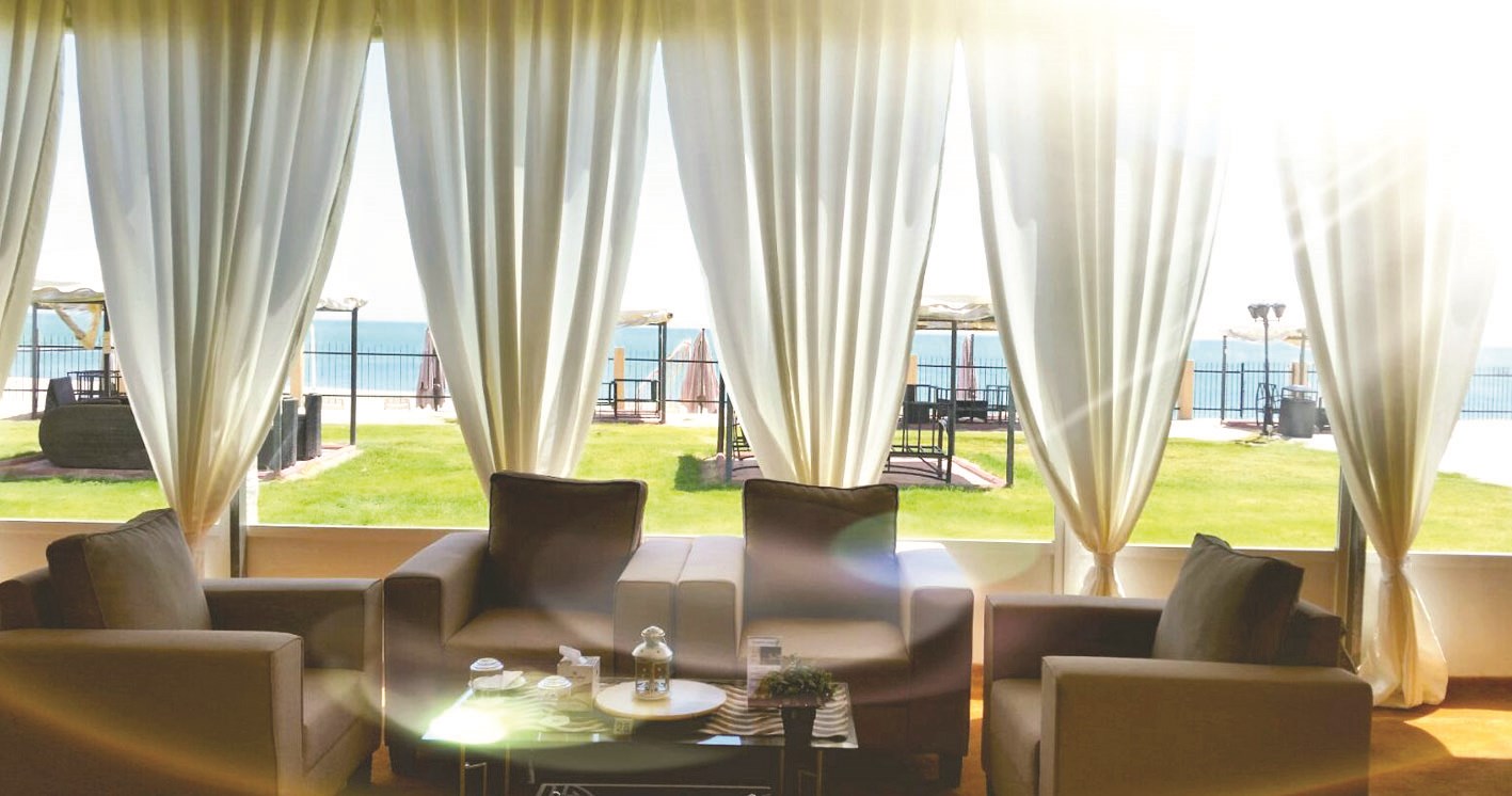 الخيمة الملكية المكيفة