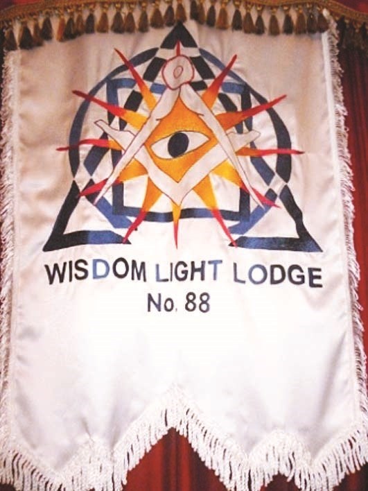 u0634u0639u0627u0631 u0645u062du0641u0644 u0646u0648u0631 u0627u0644u062du0643u0645u0629