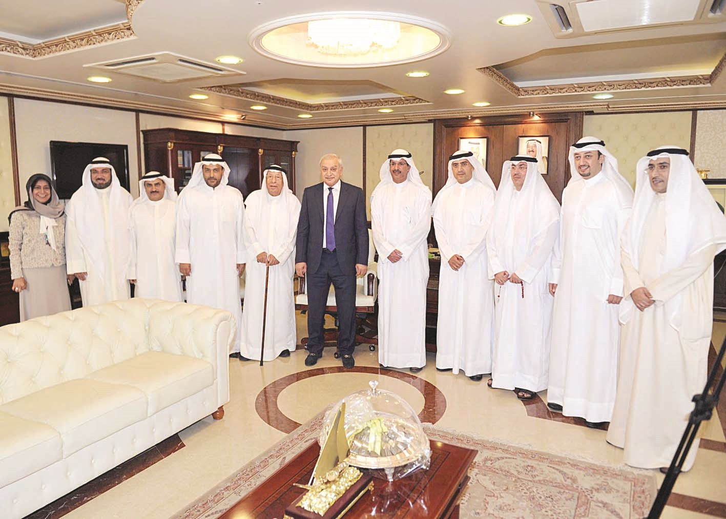 u0627u0644u0639u064au0633u0649 u0645u062au0648u0633u0637u0627u064b u0642u064au0627u062fu064au064a u00abu0627u0644u062au0631u0628u064au0629u00bb u0648u0645u0639u0647u062f u0627u0644u0623u0628u062du0627u062b